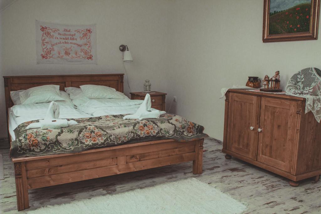 Deak Udvarhaz Hotel Kakucs Room photo